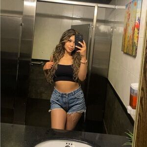 Meet your Posher, Janie